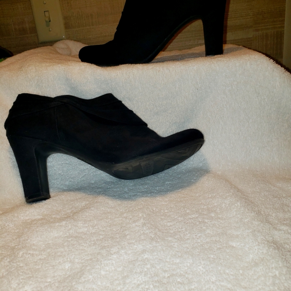 Ankle boot - Picture 12 of 14